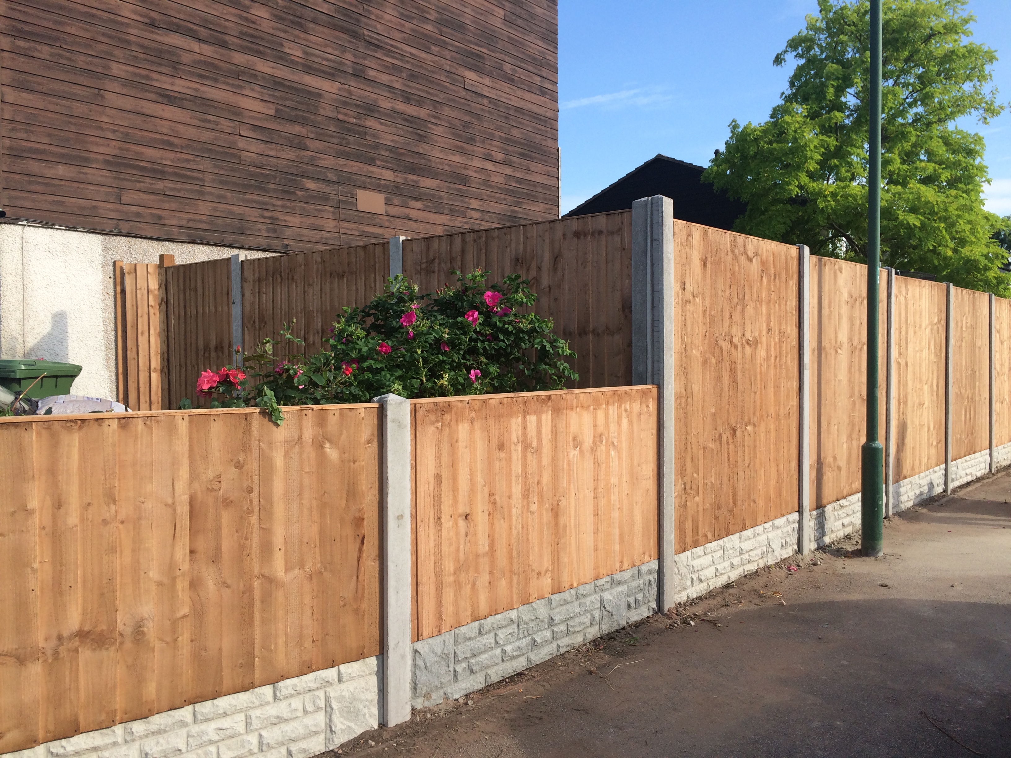 Concrete Fence Posts (3Way)